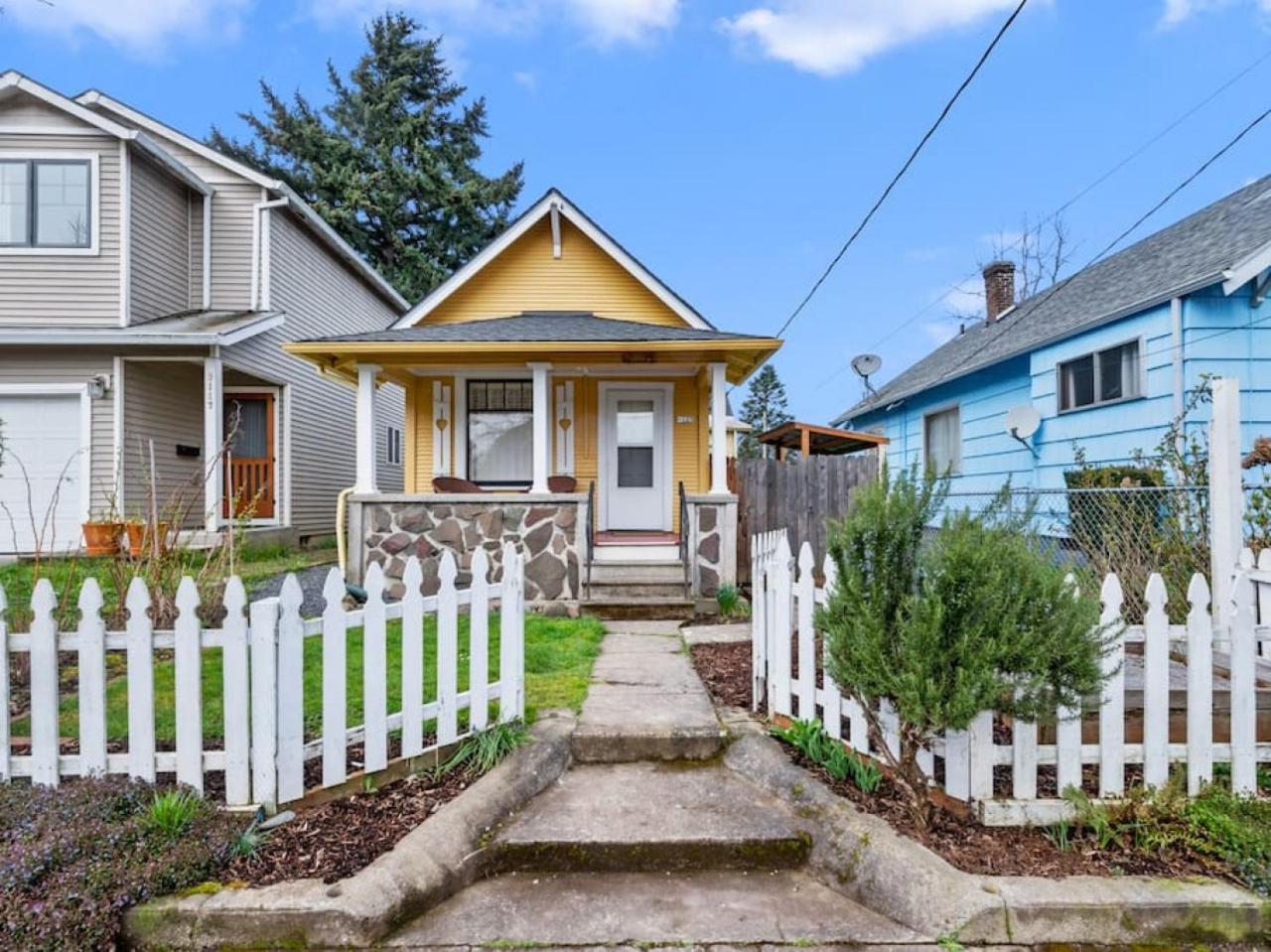 Charming 1909 St Johns Bungalow Portland Exterior photo